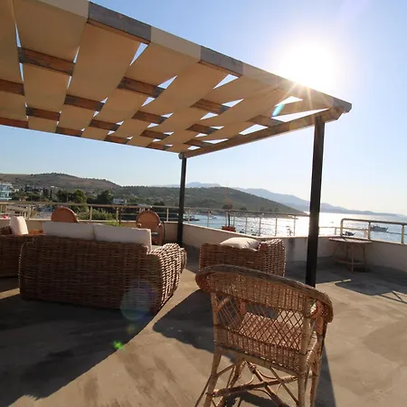 빌라 Sunset Bay Deluxe 사밀