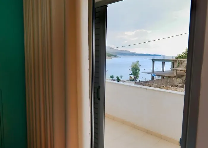 Sunset Bay Deluxe * Ksamil